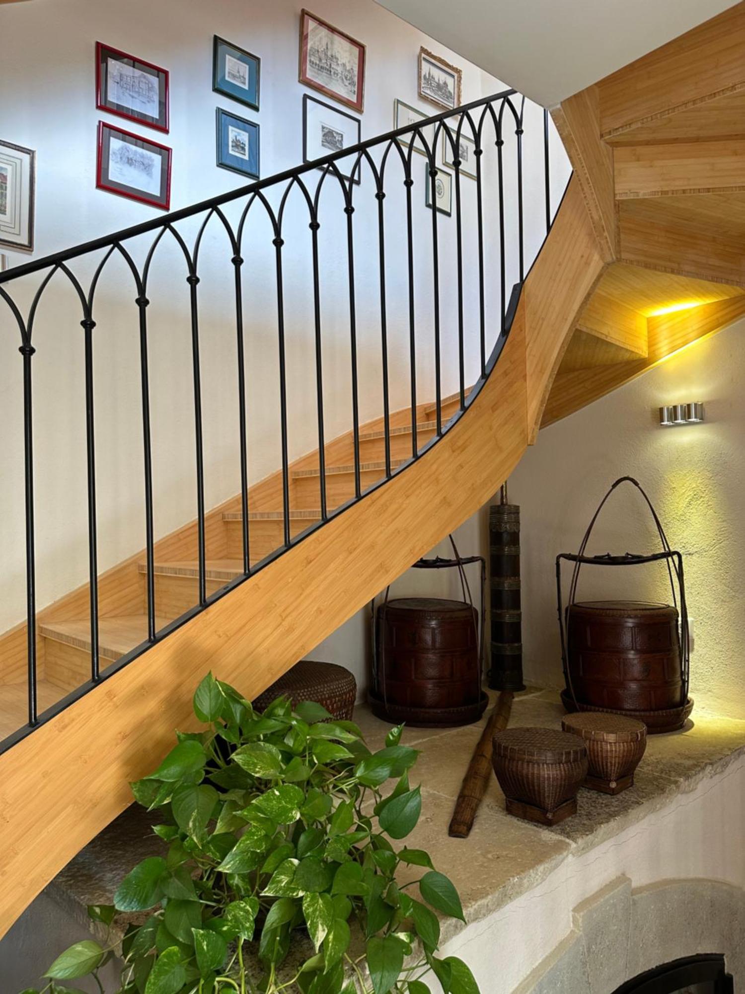 مبيت وإفطار روستريل La Cour Carree المظهر الخارجي الصورة